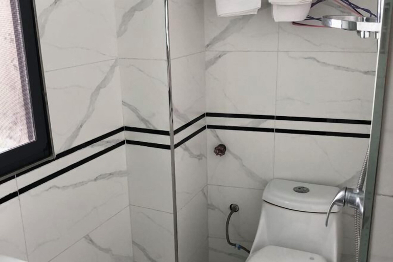 Bathroom 4, Wudang Hotel, Shiyan