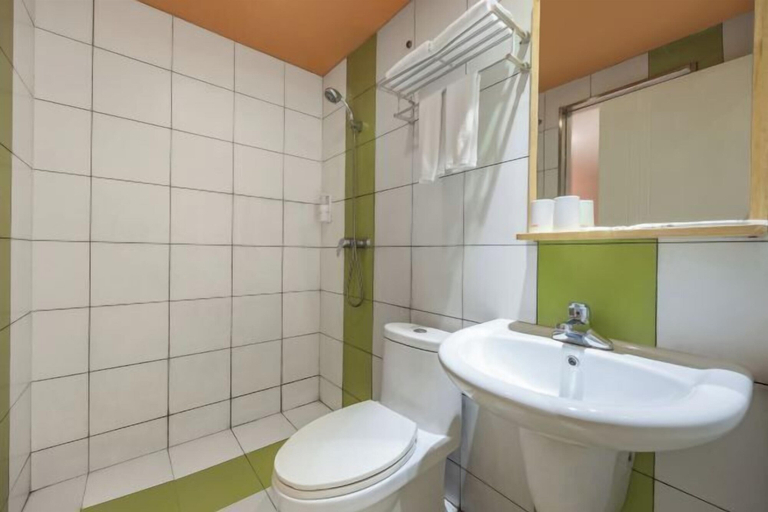 Bathroom 3, Rest Motel Hotel Taizhou Luqiao 2nd, Taizhou