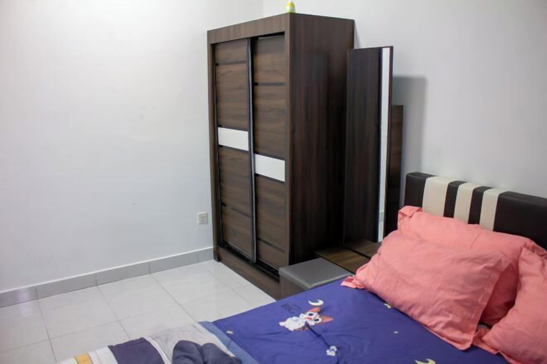 Bedroom 3, Subang USJ21 Main Place Mall 2R1B 5-6 Pax, Subang Jaya