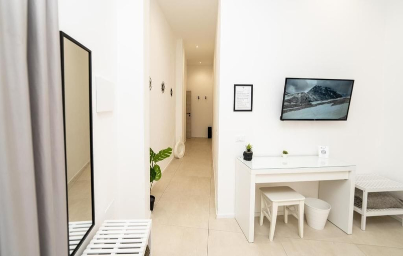 Interior 3, Valguarnera Studio Apartaments, Palermo