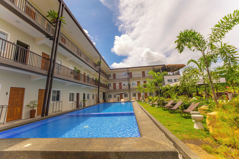 Pool 4, BAYVIEW GARDEN RESORT, Dauis