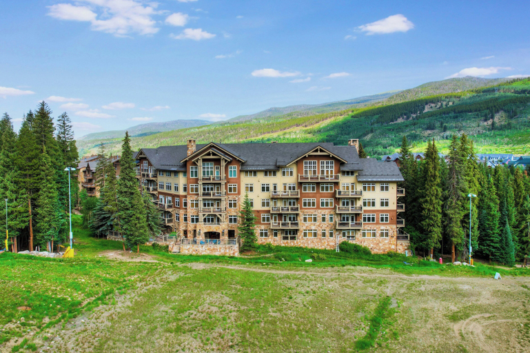 Exterior & Views 2, Timbers & Lone Eagle by Vail Resorts, Summit