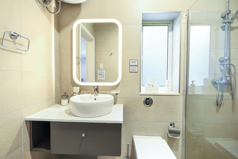 Bathroom 3, 3BR Central with Balcony - Sliema Area