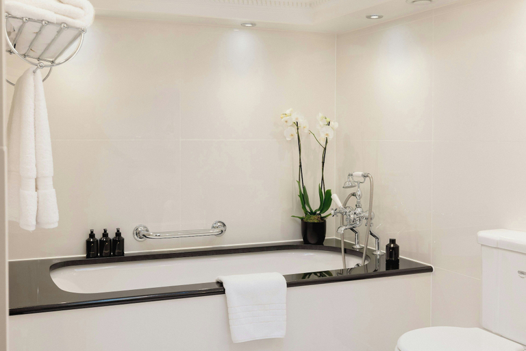 Bathroom 5, Hotel 41, London