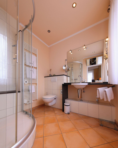 Bathroom 3, Hotel zur Mühle, Paderborn