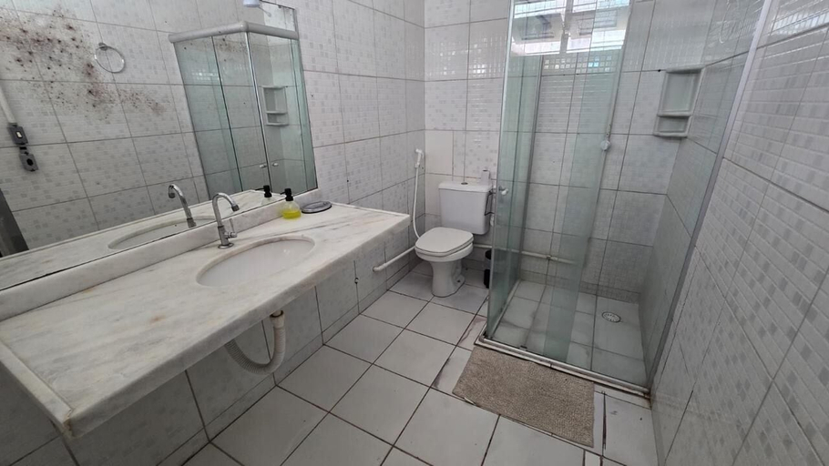 Bathroom 5, Casa da Esquina Pousada, Recife