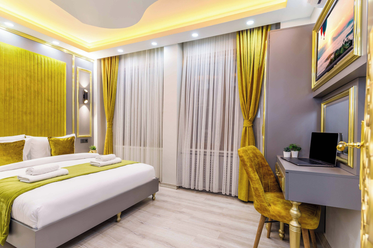 Bedroom 4, Santa Rio Gold Taxim, Beyoğlu