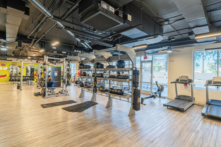Gym 3, The Access Upscale Stay with Pool-Gym-EV, Maricopa
