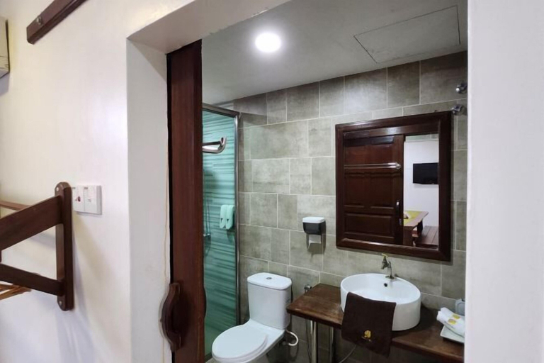 Bathroom 3, Uptown Eco Hotel, Kuala Terengganu