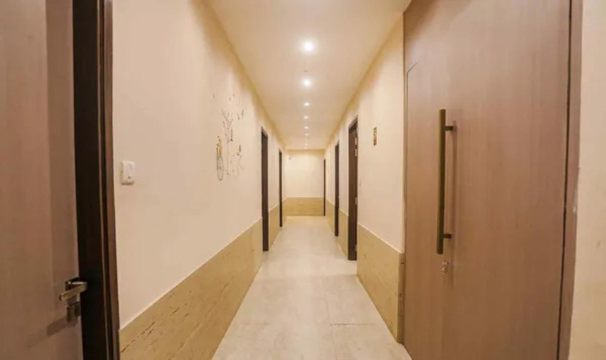 Public Area 3, Fabhotel Star Divine, Kanpur Nagar