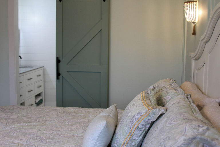 Room 1, Waterway Getaway, Horry