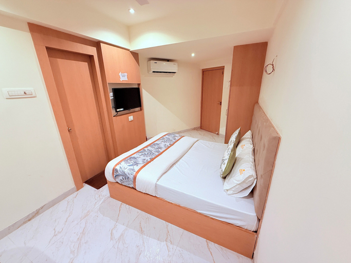 Room 3, Hotel Zampex Executive, Thane