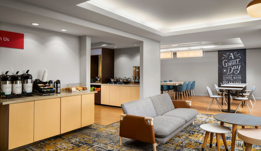 Food & Drinks 4, TownePlace Suites by Marriott Florence, Florence