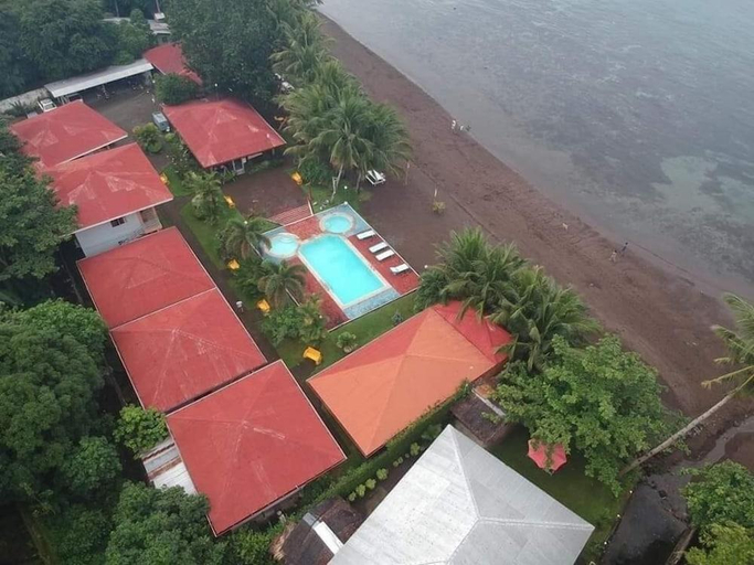 Others 3, Dreamland Beach Resort, Mambajao