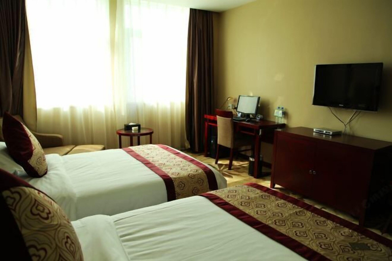 Bedroom 3, Donghua Hotel, Ningde