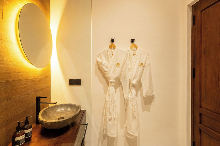 Bathroom 5, Palermo Suites by DH, Gianyar