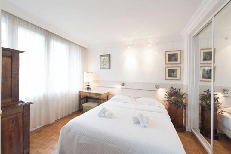 Bedroom 3, Apartment near Pont de Grenelle, Paris