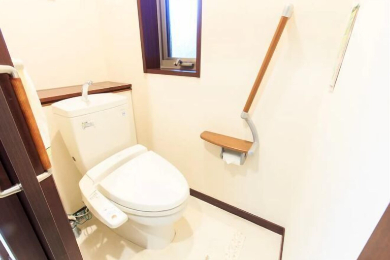Bathroom 2, Dainichi-cho House, Nagoya