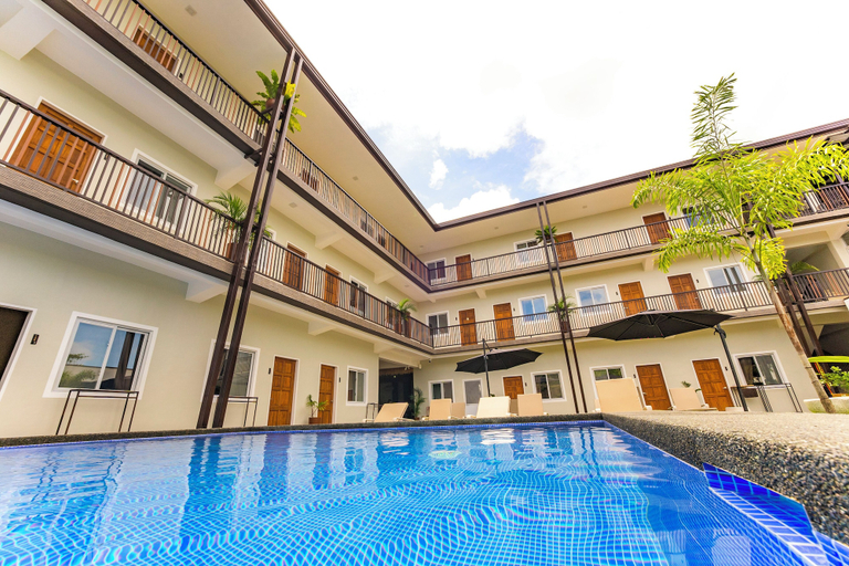 Outdoor pool, BAYVIEW GARDEN RESORT, Dauis