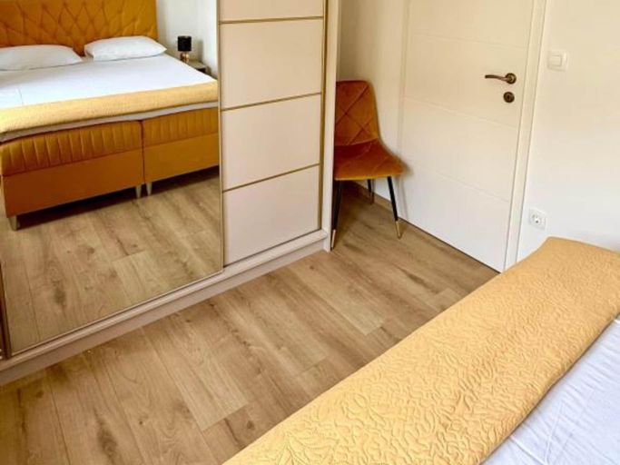 Others 5, One-Bedroom Apartment With Terrace, Janjina