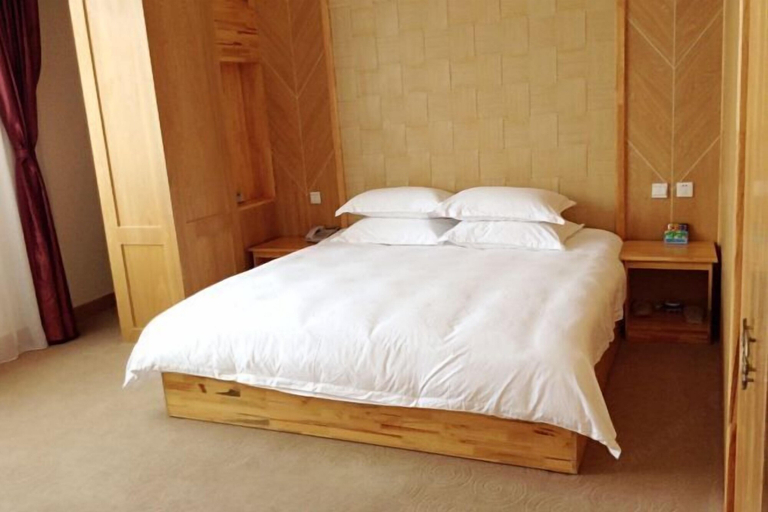 Bedroom, Yunti Hotel, Honghe Hani and Yi