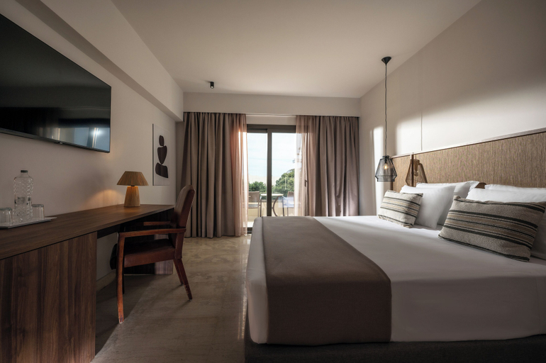 Bedroom 3, Oya Beach Resort – All Inclusive, Crete