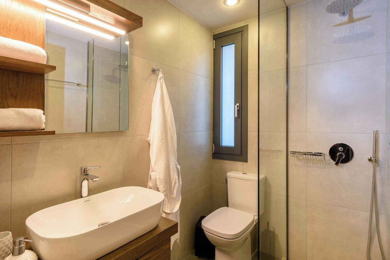 Bathroom 5, Elounda Apartments, Crete