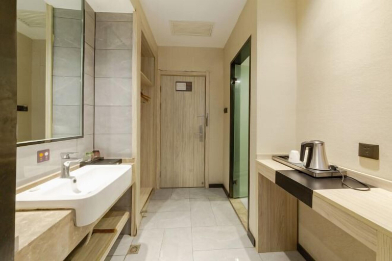 Bathroom 3, Set Chain Hotel, Ezhou