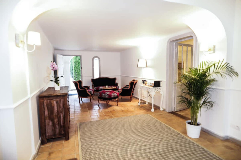 Room 2, Proven ale House With Pool and spa, Bouches-du-Rhône