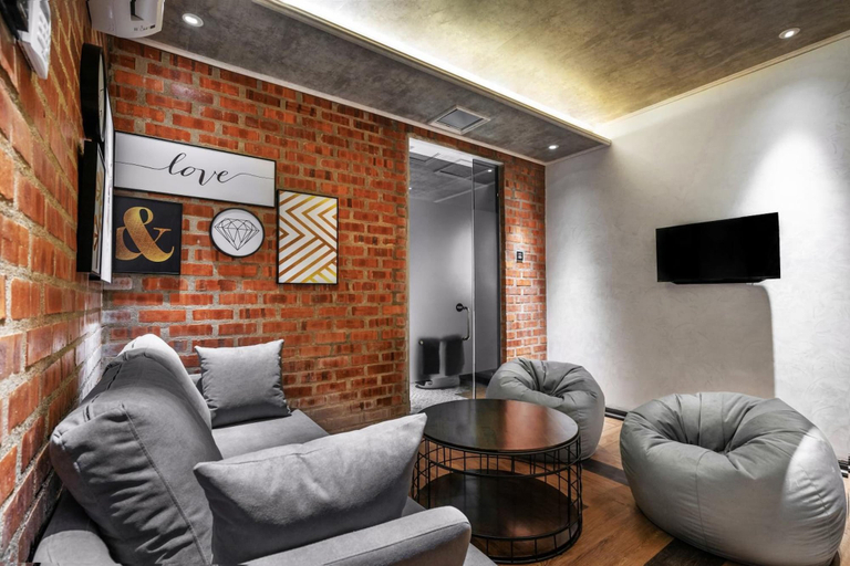 Others 4, A&R Urban Hotel, Gombak