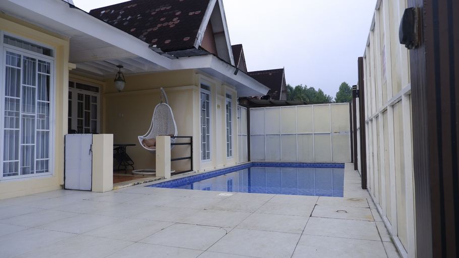 Exterior & Views, Vila Dalia Puncak M3/22, Bogor