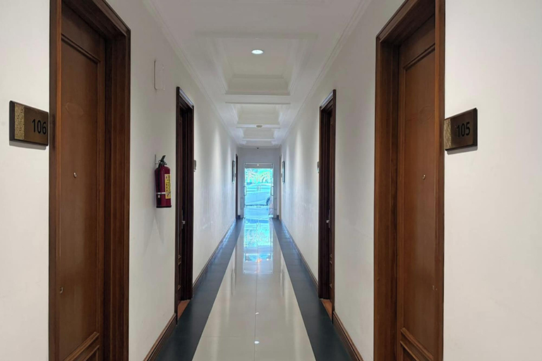 Hallway 3, Madina inn Hotel & Hostel Yogyakarta, Yogyakarta