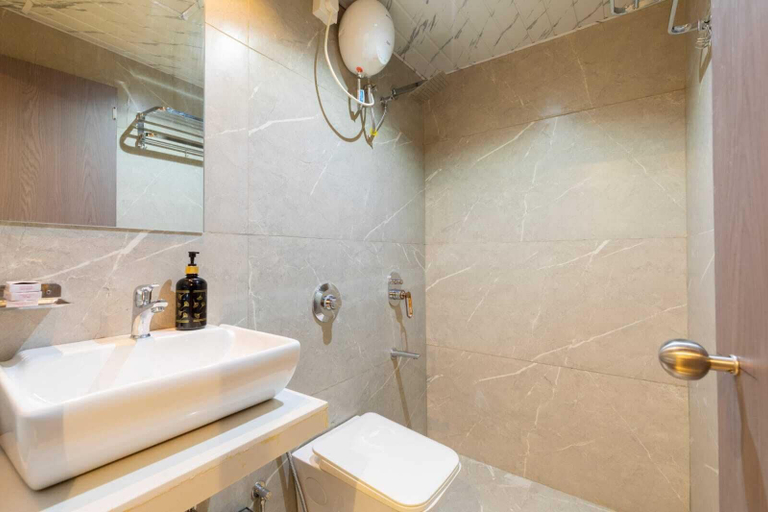 Room 5, kurla suites, Mumbai Suburban