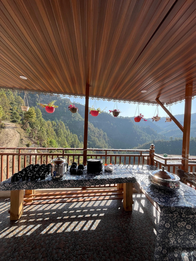 Exterior 4, The Town Escape Cottage, Nainital