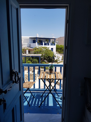 Room 2, Smart 4 Pers Apar in Costa Ilios Resort Myconos, South Aegean
