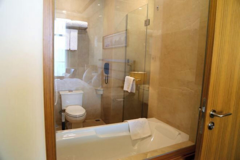 Bathroom 4, Tiantai Yunjie International Hotel, Jiaozuo