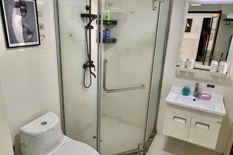 Bathroom 4, Loushanglou Seascape Motel, Sanya