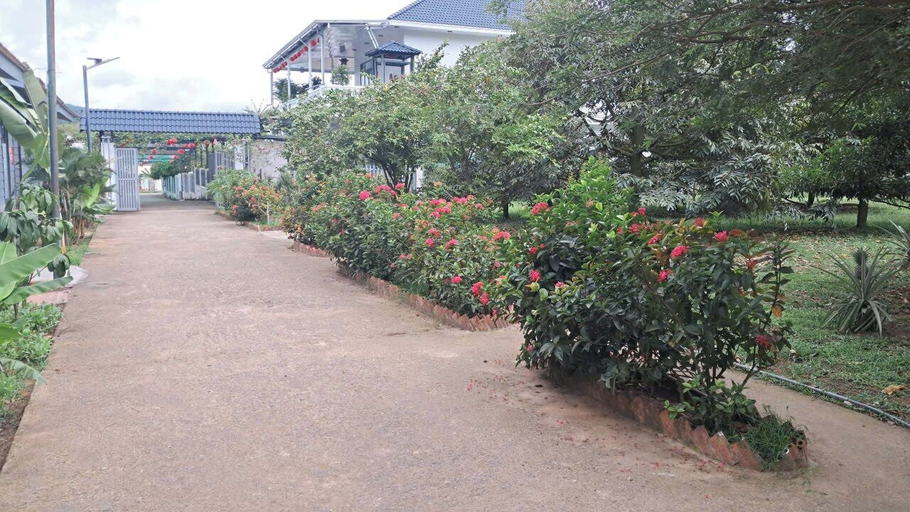 Property grounds 4, Khang Nguyen Homestay, Phú Quốc