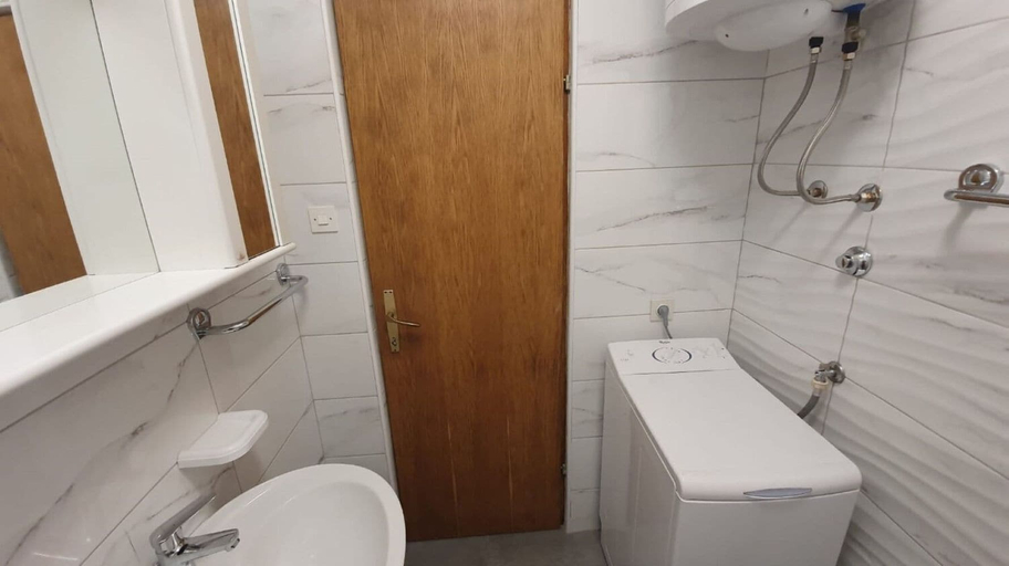 Bathroom 3, Apartment Ivo, Ražanac