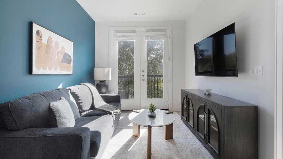 Living area 5, Landing Apartments - South Austin, Travis