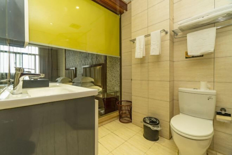 Bathroom 4, Merlinwan Traders Hotel, Hangzhou