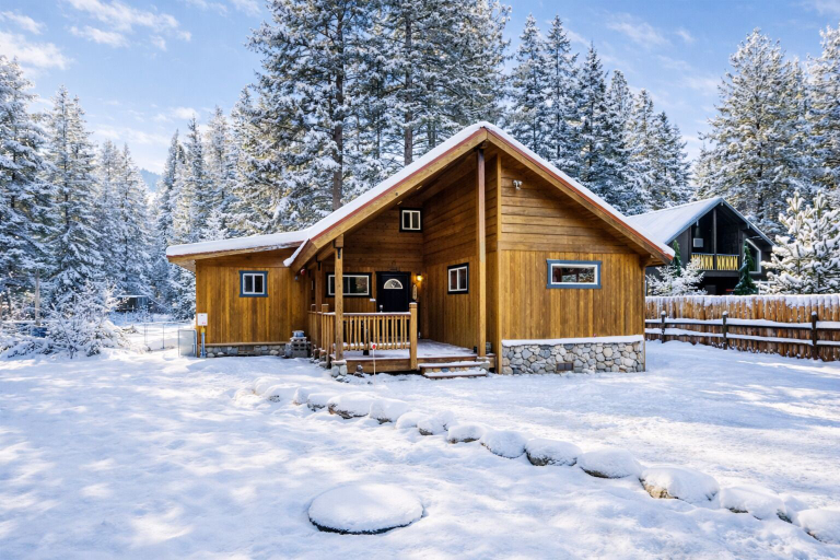 Exterior 4, Rivers Edge 2 Bedroom Home by NW Comfy Cabins by RedAwning, Chelan