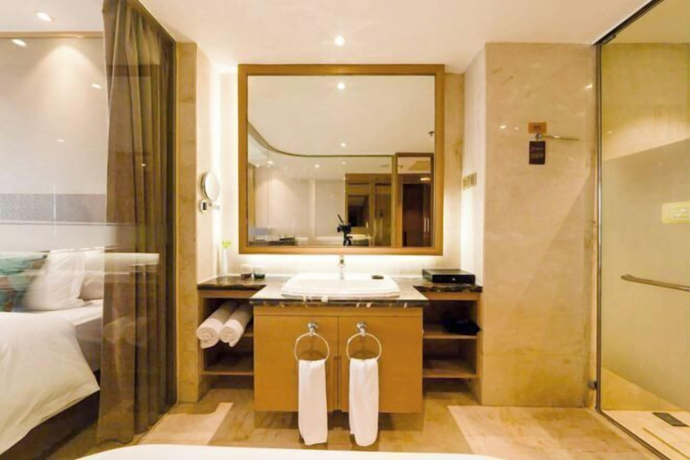 Bathroom 4, Hongteng International Hotel, Jinan