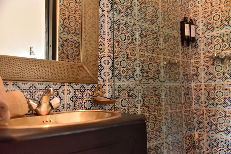 Bathroom 5, Riad du Petit Prince, Marrakech