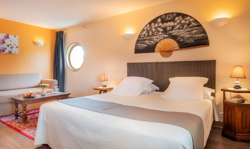 Bedroom 4, Logis Hôtel Le Coq Hardi, Nièvre