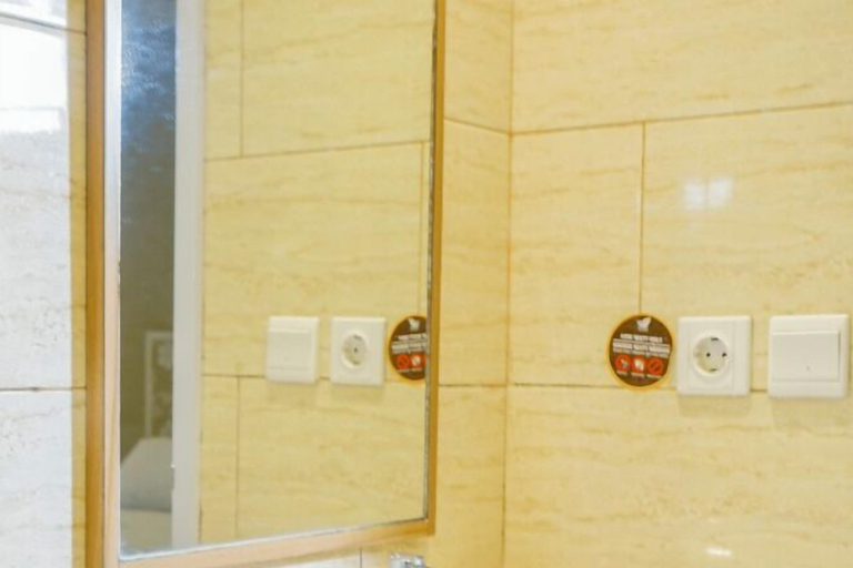 Bathroom 5, Wood Hotel Bandung, Bandung