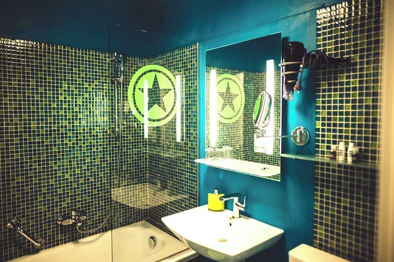 Bathroom 3, DAS STERN - Rooms - Self Check-In, Salzburg Umgebung