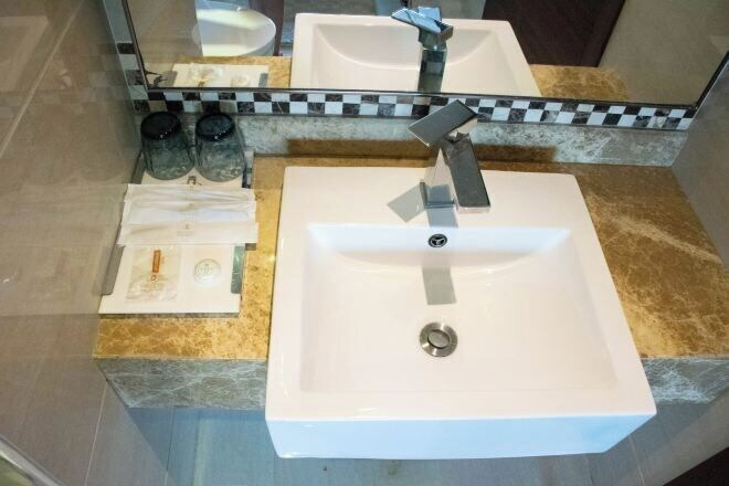 Bathroom 4, Galaxy Bay Hotel, Yangjiang