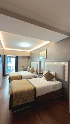 Room 3, Taksim Stare Hotel, Beyoğlu
