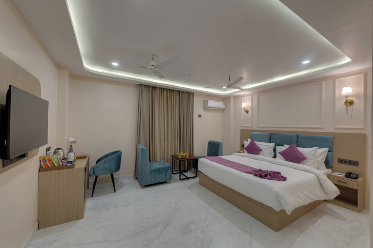 Room 3, Click Collection Ayodhya, Faizabad